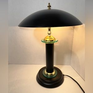 Mushroom UFO table touch lamp 3 brightness settings 18”